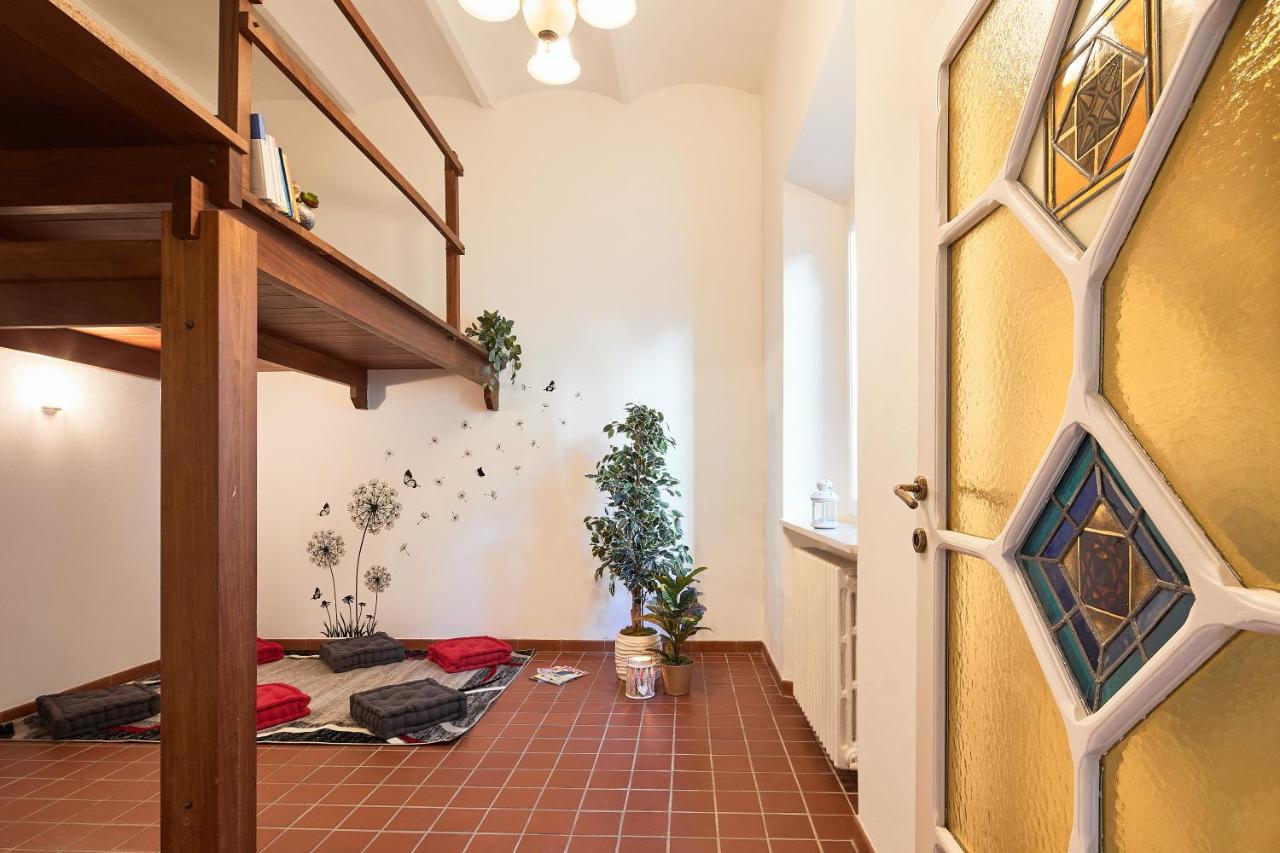 リヴォルノ✦ Garden House In Centro - Free Parking ✦アパートメント エクステリア 写真