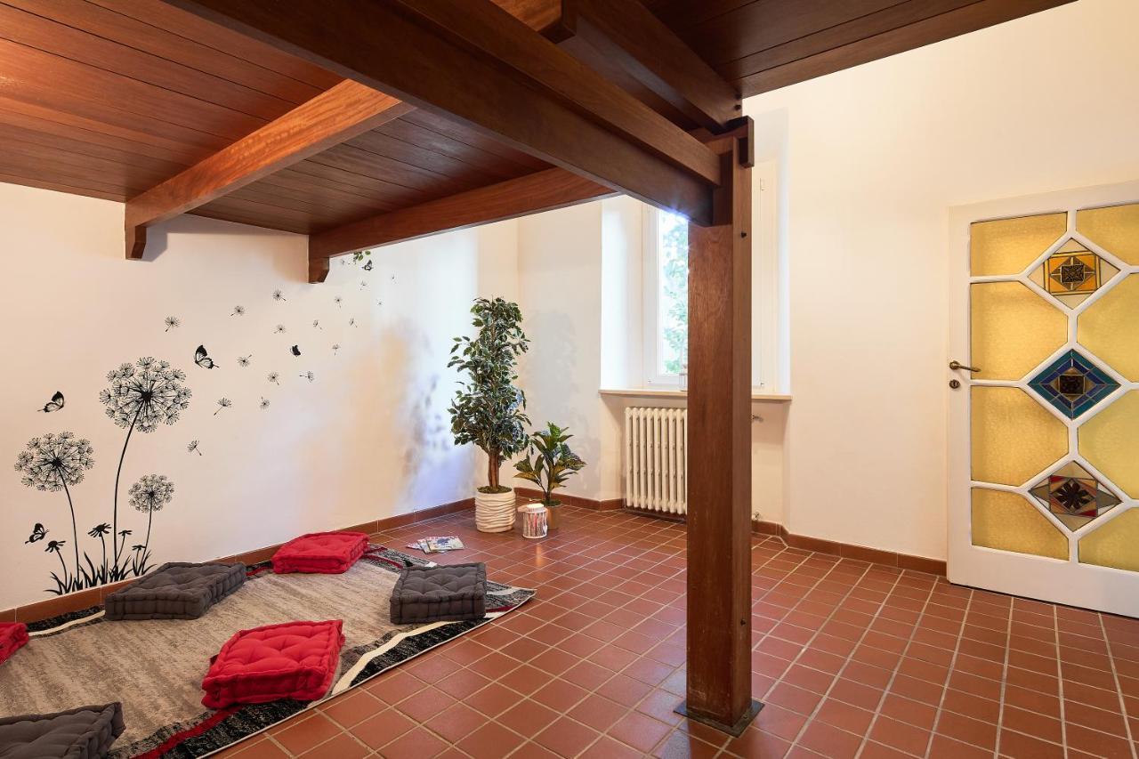 リヴォルノ✦ Garden House In Centro - Free Parking ✦アパートメント エクステリア 写真